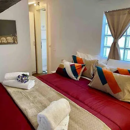 Apartment Novella's Loft Near Santa Maria Novella Station *